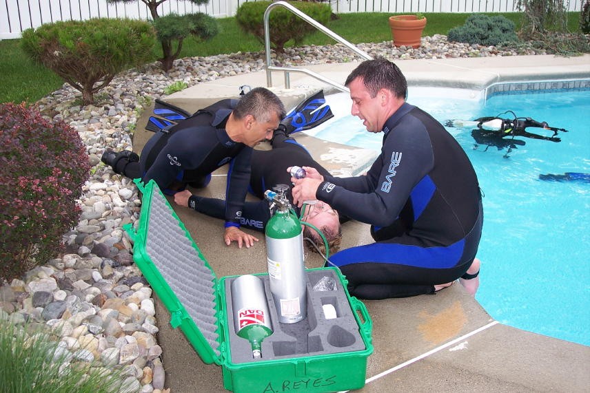 PADI Emergency First Aid Responder Course in Havelock Island