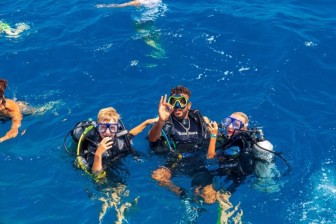 Shore Dive (Discover Scuba Dive, PADI Program) in Havelock Island